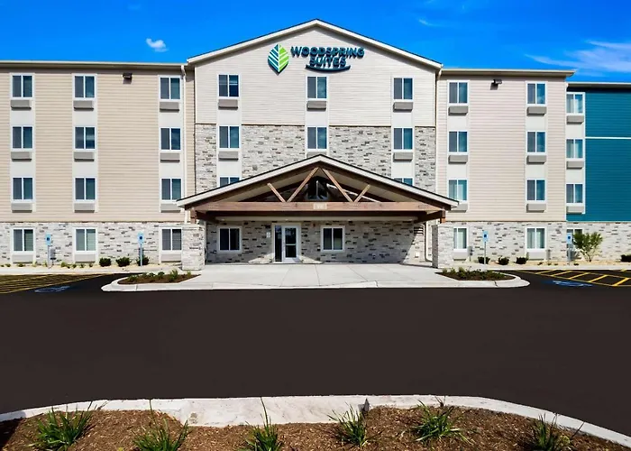 Woodspring Chicago Hotel Addison