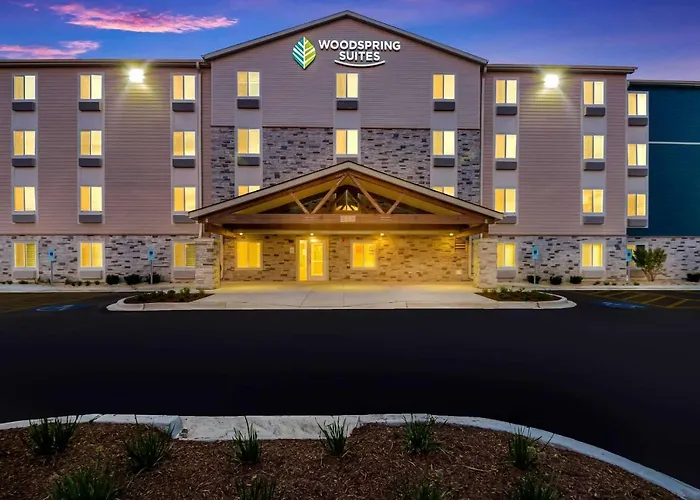 Woodspring Chicago Hotel 4*